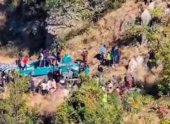 Doda Bus Accident: ਜੰਮੂ-ਕਸ਼ਮੀਰ ਦੇ ਡੋਡਾ 'ਚ ਖੱਡ 'ਚ ਡਿੱਗੀ ਬੱਸ, 36 ਲੋਕਾਂ ਦੀ ਮੌਤ, ਕਈ ਜ਼ਖ਼ਮੀ, ਪੀਐਮ ਮੋਦੀ ਨੇ ਮੁਆਵਜ਼ੇ ਦਾ ਕੀਤਾ ਐਲਾਨ