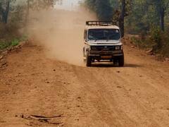 छत्तीसगढ़ के नक्सलगढ़ में पहली बार सड़क का निर्माण, 200 जवानों ने संभाली सुरक्षा की कमान