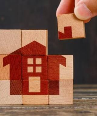 Vastu Tips: નવું ઘર બનાવતા અથવા ખરીદતા સમયે રાખો આ બાબતોનું ધ્યાન,  ઘરમાં રહેશે સુખ અને સમૃદ્ધિ