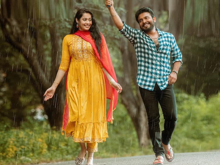 raju yadav movie lyrical  song out Raju Yadav Lyrical Song: అమ్మాయి రాస్తాలోకి ‘రాజు యాదవ్‘- లిరికల్ సాంగ్ తో అదరగొట్టేశాడంతే!