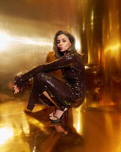 Alia Bhatt: કોફી વિથ કરનમાં પહોંચી આલિયા, અભિનેત્રીએ કર્યા અનેક ખુલાસા