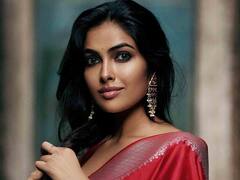 Bigg Boss Divi Photos: వెనీస్ వీధుల్లో తెలుగందం - చీరలో తళుక్కున మెరిసిన బీబీ బ్యూటీ దివి