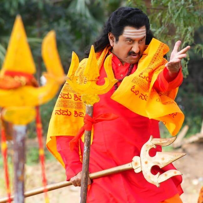స్నేహాలయం క్రియేషన్స్, బి.ఆర్ మూవీస్ పతకాలపై రవీంద్ర బూసం, ఈశ్వర్ నాగనాధ్ 'త్రిష' చిత్రాన్ని సంయుక్తంగా నిర్మిస్తున్నారు. ఈ చిత్రానికి సమర్పణ: కిరణ్ కుమార్ గుడిపల్లి. హనుమంత రాయప్ప లైన్ ప్రొడ్యూసర్. కర్ణాటకలో కూడా కొన్ని కీలక సన్నివేశాలు 'త్రిష' చిత్రీకరణ చేయనున్నారు. (Image Courtesy : Trisha Movie)