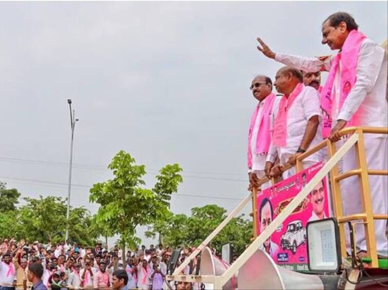 Telangana Election Countdown: With End Of Nomination Withdrawals, Parties Intensify Poll Campaigns Telangana Election Countdown: With End Of Nomination Withdrawals, Parties Intensify Poll Campaigns