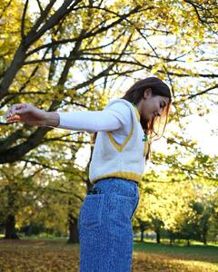 Pooja Hegde Photos : லண்டன் வெயிலில் குளிர் காயும் க்யூட்டி பூஜா ஹெக்டே!