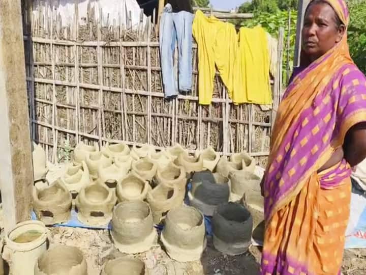 Women of Muslim community make earthen stoves on the occasion of Chhath festival in Katihar ann Chhath 2023: कटिहार में छठ पर्व के मौके पर मुस्लिम समुदाय की महिलाएं बनाती हैं मिट्टी के चूल्हे, व्रतियों में रहती है खूब मांग