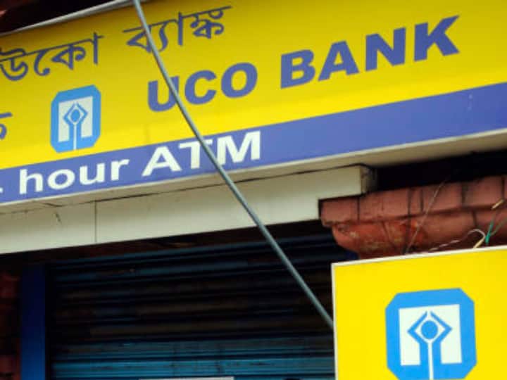 UCO Bank 820 crore rupees Fraud Case cbi registered case against 2 engineers Crime News दाखवलं फेल ट्रान्जॅक्शन, पण पैसे झाले ट्रान्सफर, बँकेचे दोन इंजिनिअर मास्टरमाइंड; 820 कोटींच्या अफरातफरीचा CBI कडून भंडाफोड