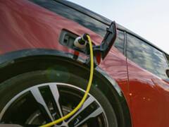 UK Seeks Customs Duty Concessions On EVs Under FTA In India: Report