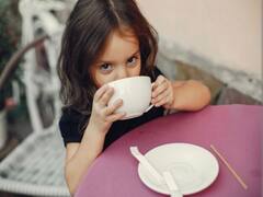 बच्चों के लिए 'जहर' से कम नहीं आपकी ये फेवरेट चीज, तुरंत संभल जाइए