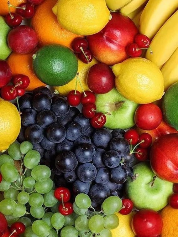 सर्दियों के मौसम में जरूर खाएं ये हेल्दी फल