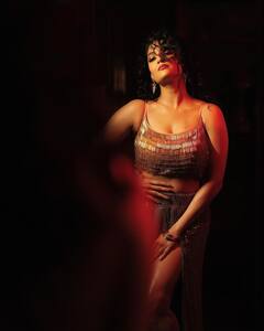 Ritika Singh Photos: బాక్సింగ్ బ్యూటీ న్యూ లుక్ అదిరింది