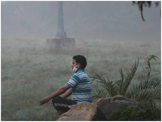 ઈન્ડિયન એક્સપ્રેસે જૈમીનદેવના અનુમાનના આધારે પોતાના અહેવાલમાં જણાવ્યું છે કે જ્યારે AQI 300 થી વધી જાય છે, ત્યારે તે સમયે ધુમાડો લગભગ 12 સિગારેટના સમકક્ષ હોય છે.