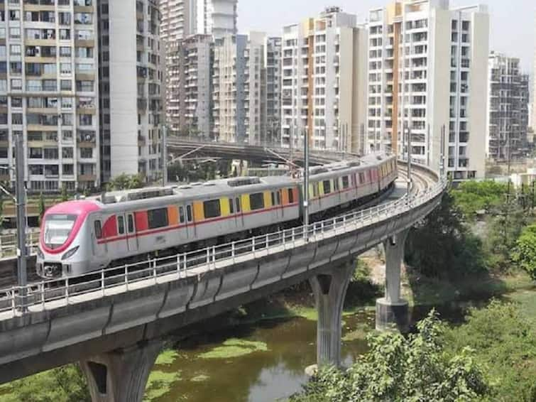 Navi Mumbai Metro station list ticket price, time table metro line one Belapur to Pendhar Kharghar Taloja fare details all you need to know Navi Mumbai Metro : उद्यापासून नवी मुंबईकरांच्या सेवेत मेट्रो;  तिकीट दर किती, पहिली आणि शेवटची ट्रेन कधी? जाणून घ्या सगळी माहिती