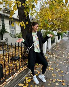 Pooja Hegde Photo: લંડનમાં કુલ અંદાજમાં જોવા મળી પૂજા હેગડે, જુઓ અભિનેત્રીની સુંદર તસવીરો