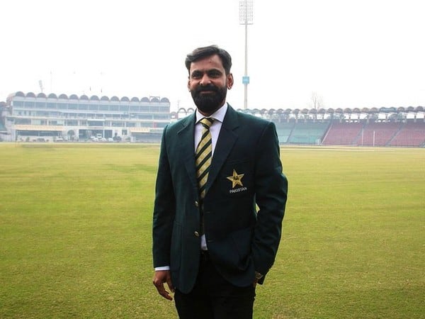 Mohammad Hafeez to serve as Pakistan head coach for Australia, NZ tours get to know Pakistan Cricket: অস্ট্রেলিয়া, নিউজিল্যান্ড সফরের জন্য পাকিস্তান ক্রিকেট দলের নতুন হেডকোচ হাফিজ