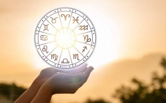 New year horoscope 2024 these zodiac signs will get more risk in 2024 aries virgo pisces  New Year Horoscope 2024:  2024 માં આ રાશિઓને લાભ ઓછો થશે અને જોખમ વધારે, જાણો 