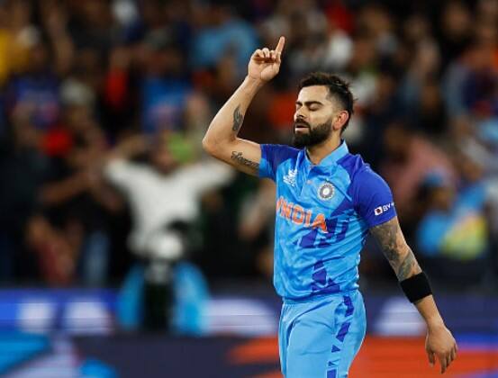 5. ਸਭ ਤੋਂ ਵੱਧ ਬੱਲੇਬਾਜ਼ੀ ਔਸਤ: ਵਿਰਾਟ ਕੋਹਲੀ ਇੱਥੇ ਆਉਂਦਾ ਹੈ। ਕਿੰਗ ਕੋਹਲੀ ਇਸ ਵਿਸ਼ਵ ਕੱਪ ਵਿੱਚ 101.57 ਦੀ ਸ਼ਾਨਦਾਰ ਬੱਲੇਬਾਜ਼ੀ ਔਸਤ ਨਾਲ ਦੌੜਾਂ ਬਣਾ ਰਹੇ ਹਨ।