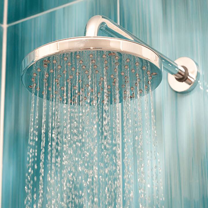 ਦਰਅਸਲ, ਬਹੁਤੇ ਲੋਕਾਂ ਦਾ ਮੰਨਣਾ ਹੈ ਕਿ ਰੋਜ਼ਾਨਾ ਇਸ਼ਨਾਨ ਕਰਨ ਨਾਲ ਇਨਸਾਨ ਸਾਫ਼ ਅਤੇ ਸਿਹਤਮੰਦ ਰਹਿੰਦਾ ਹੈ। ਪਰ ਵਿਗਿਆਨ ਅਨੁਸਾਰ, ਜੇਕਰ ਤੁਸੀਂ ਰੋਜ਼ ਇਸ਼ਨਾਨ ਕਰ ਰਹੇ ਹੋ, ਤਾਂ ਤੁਸੀਂ ਆਪਣਾ ਨੁਕਸਾਨ ਕਰ ਰਹੇ ਹੋ।