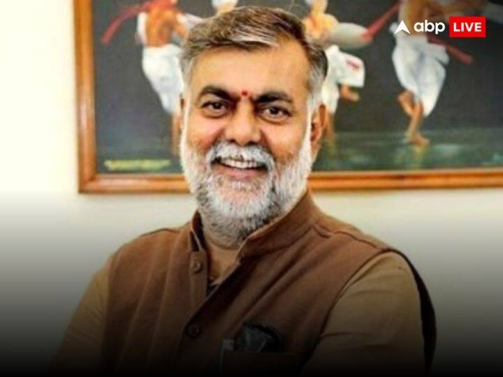 प्रह्लाद पटेल दमोह से बीजेपी के सांसद हैं और पार्टी ने अभी उन्हें नरसिंहपुर विधानसभा सीट से टिकट दिया है.