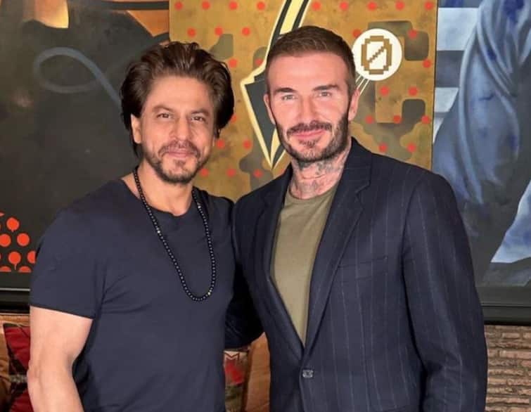 Shah Rukh Khan Shares Pic With David Beckham; Calls Him 'Absolute Gentleman' Shah Rukh Khan Shares Pic With David Beckham; Calls Him 'Absolute Gentleman'