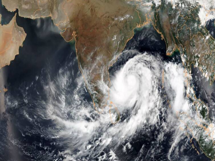 Cyclone Midhili  is to form in the Bay of Bengal today according to the India Meteorological Department Midhili Cyclone: வங்கக் கடலில் உருவான 'மிதிலி' புயல்...எப்போது கரையை கடக்கும்...தமிழ்நாட்டிற்கு பாதிப்பு இருக்கா?