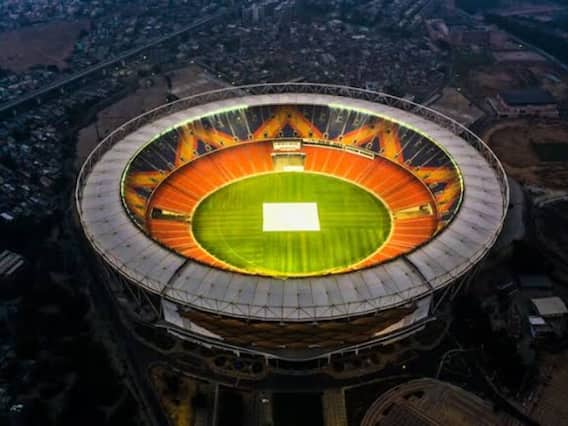 नरेंद्र मोदी स्टेडिअम तयार करण्यासाठी किती खर्च आला?