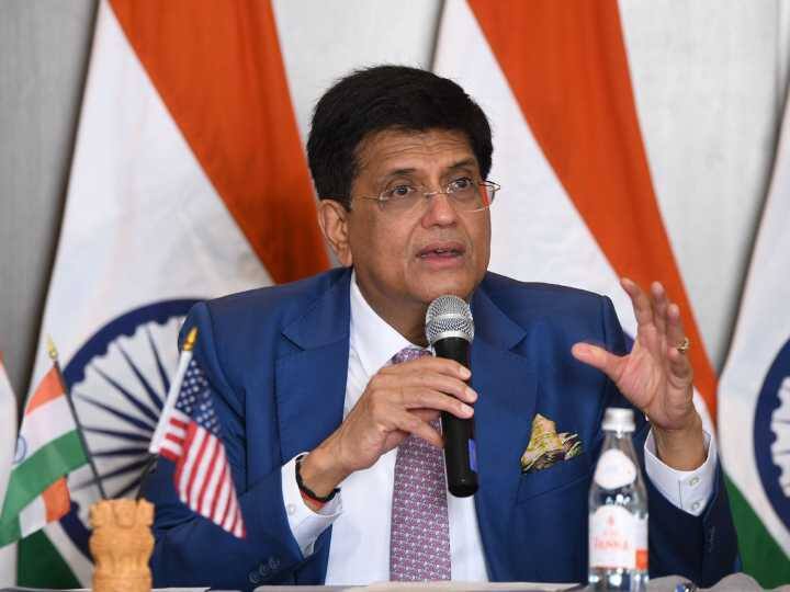 Piyush Goyal meets US President Joe Biden at APEC welcome reception APEC में हिस्सा लेने USA पहुंचे पीयूष गोयल, जो बाइडेन से की मुलाकात, उद्योगपतियों से बोले- भारत में निवेश कीजिए