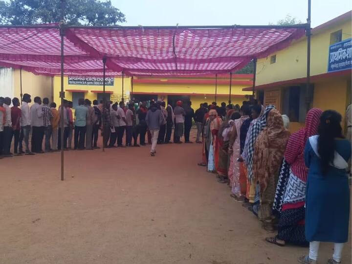 Chhattisgarh, Madhya Pradesh Vote Today In High-Stakes Battle between BJP, Congress Madhya Pradesh Polling: మధ్యప్రదేశ్ ఛత్తీస్‌గఢ్‌లో పోలింగ్, పలు చోట్ల బీజేపీ కాంగ్రెస్ మధ్య టఫ్‌ ఫైట్