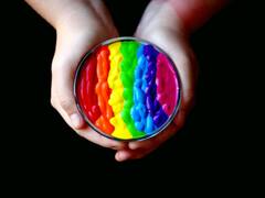 मिस यूनिवर्स कॉम्पिटिशन में दम दिखाने को तैयार ट्रांसजेंडर, जानें किन-किन फील्ड में हुनर से रूबरू करा चुका है यह तीसरा धड़ा