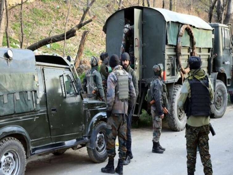 5 Lashkar terrorists killed in encounter with security forces in Jammu and Kashmir Kashmir Encounter: விடிய விடிய நடந்த தேடுதல் வேட்டை...5 பயங்கரவாதிகள் சுட்டுக் கொலை... ஜம்மு காஷ்மீரில் பரபரப்பு!