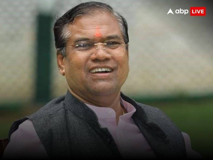 बीजेपी के नेता फग्गन सिंह कुलस्ते मंडला से सांसद हैं. पार्टी ने निवास से उन्हें टिकट दिया है.