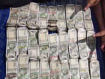 Cash Liquor Drugs Worth rs 340 Crore Seized In Madhya Pradesh Since October 9 பகீர்! மத்திய பிரதேச தேர்தலை அலறவிட்ட பணம், மதுபானம், போதைப் பொருள்... நடந்தது என்ன?