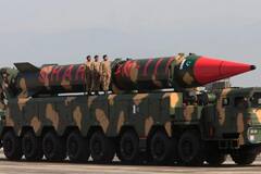 அமெரிக்காவுக்கு சவால் விடும் ரஷியா.. அதிக அணு ஆயுதங்களை கொண்ட நாடுகளின் பட்டியல்