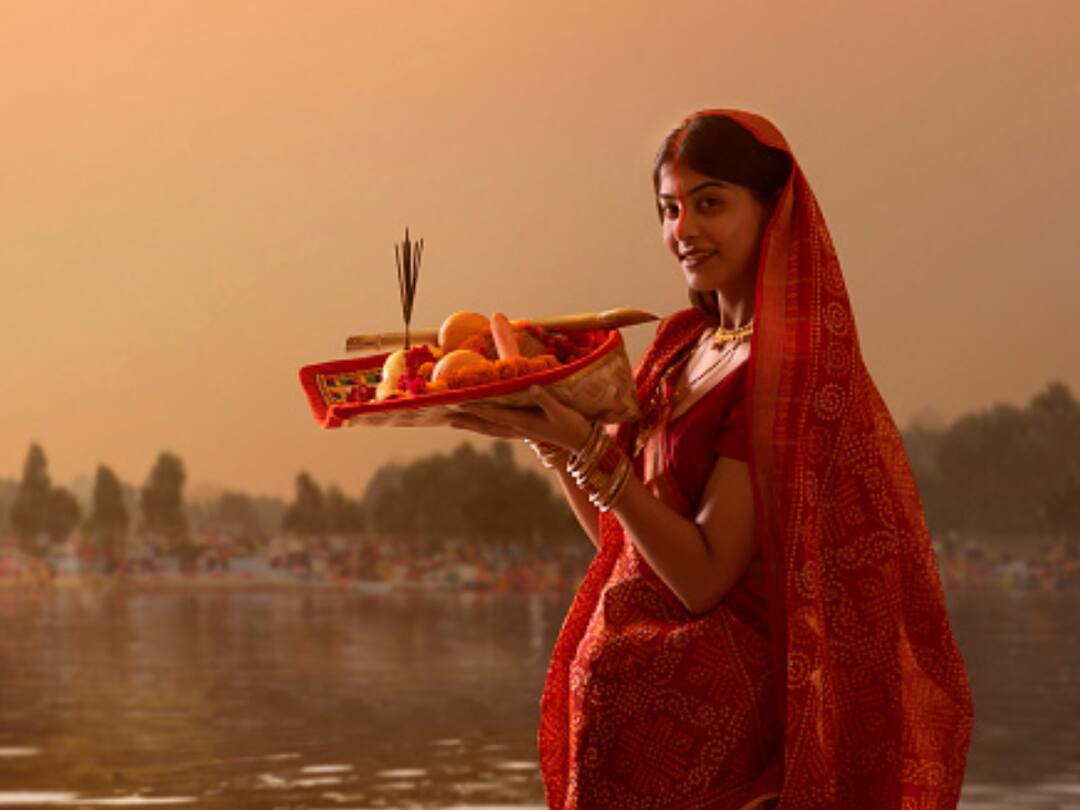 Chhath Puja 2023 Sandhya Arghya On Day 3 Puja Vidhi, Samagri List Chhath Puja 2023: Sandhya Arghya On Day 3- Know Puja Vidhi, Samagri List