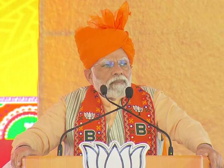 Rajasthan Assembly Election PM Modi Addresses Rally In Bharatpur Talks Of Congress Corruption In Last 5 Years Congress Ke Locker Se Sona Nikal Raha Hai, Ye Aloo Se Nahi Bana: PM Modi In Rajasthan's Bharatpur