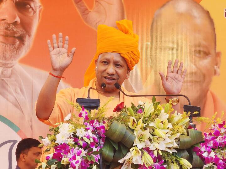 Global Investors Summit: जमीन से कोसों दूर हैं ग्लोबल इन्वेस्टर समिट में पेश हुए लाखों के प्रस्ताव, सीएम योगी सख्त, दिए ये आदेश CM Yogi Adityanath meeting officers On Global Investors Summit for implementation Global Investors Summit: जमीन से कोसों दूर हैं ग्लोबल इन्वेस्टर समिट में पेश हुए लाखों के प्रस्ताव, सीएम योगी सख्त, दिए ये आदेश