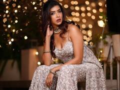 Manchu Lakshmi Photos : ముంబై వెళ్లాక గ్లామర్​ డోస్ పెంచేసిన మంచు లక్ష్మీ