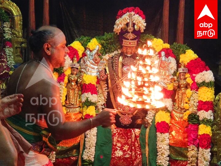 மயிலம் முருகன் கோயிலில் வெகு விமர்சையாக நடைபெற்ற சூரசம்ஹார நிகழ்ச்சி: பக்தி பரவசத்தில் பக்தர்கள்