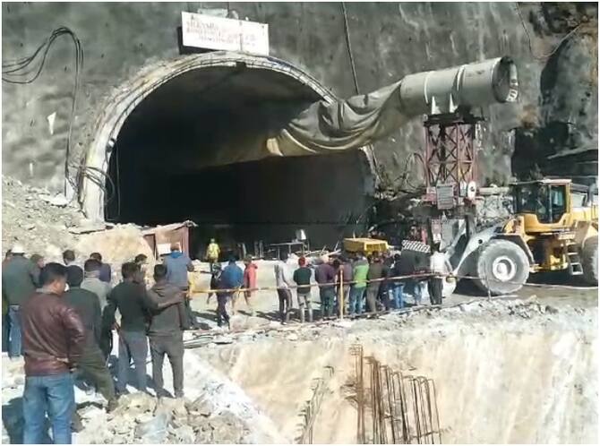 Rescue Work Of In Silkyara Tunnel Of Uttarkashi Stopped Uttarkashi Tunnel  Accident | Uttarkashi Tunnel Accident: रोका गया सुरंग में फंसे मजदूरों का  रेस्क्यू, जानिए क्या है इसके पीछे का कारण