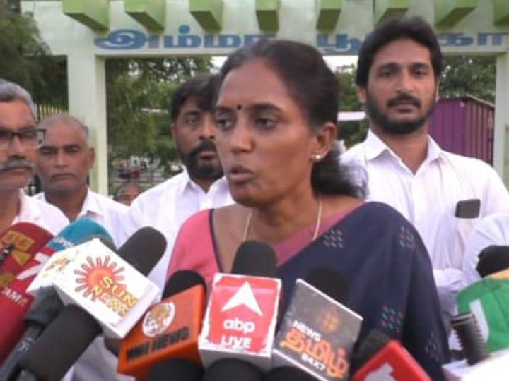 பூங்காவில் ஆய்வு... எதற்காக வந்தீர்கள்....கேள்வி எழுப்பியதால் காரில் ஏறி சென்ற எம்பி ஜோதிமணி