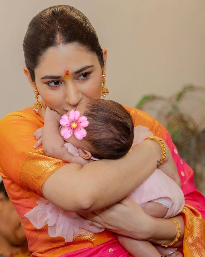 दिशा आणि राहुल यांनी त्यांच्या मुलीचं नाव 'नव्या' असं ठेवण्यात आलं आहे.  सोशल मीडियावर अनेक जण दिशा आणि राहुल यांच्या लेकीच्या नावाचं कौतुक करत आहेत.