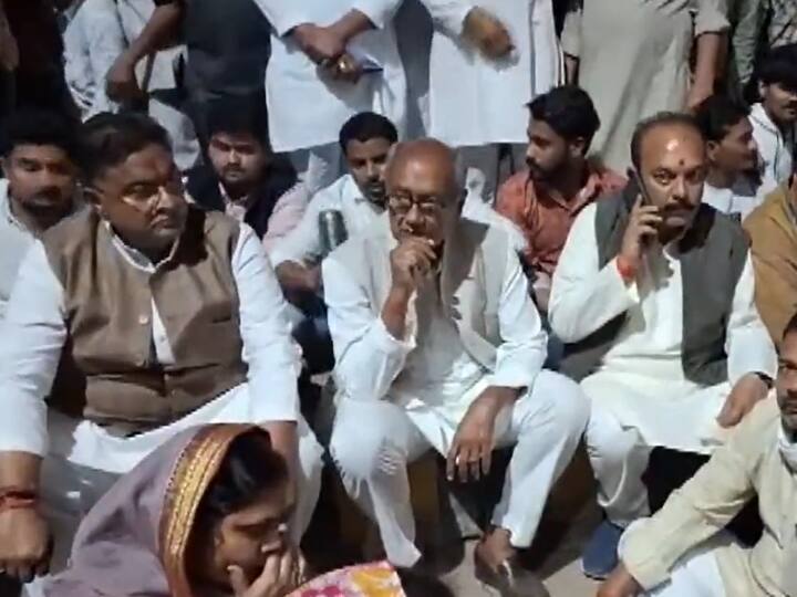 Madhya Pradesh Election 2023 Digvijaya Singh Congress Worker Salman Khan Murder BJP Arvind Pateria Digvijaya Begins Sit-In Protest In MP's Khajuraho For Arrest Of BJP Candidate Over Cong Worker's 'Murder'