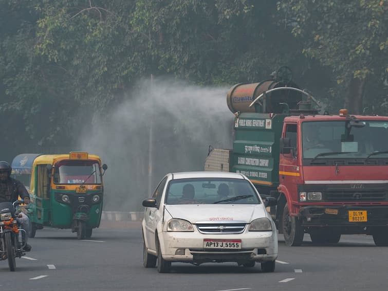 Curbs Eased As Delhi's Air Quality Improves From 'Severe' To 'Very Poor', GRAP Stage-IV Revoked