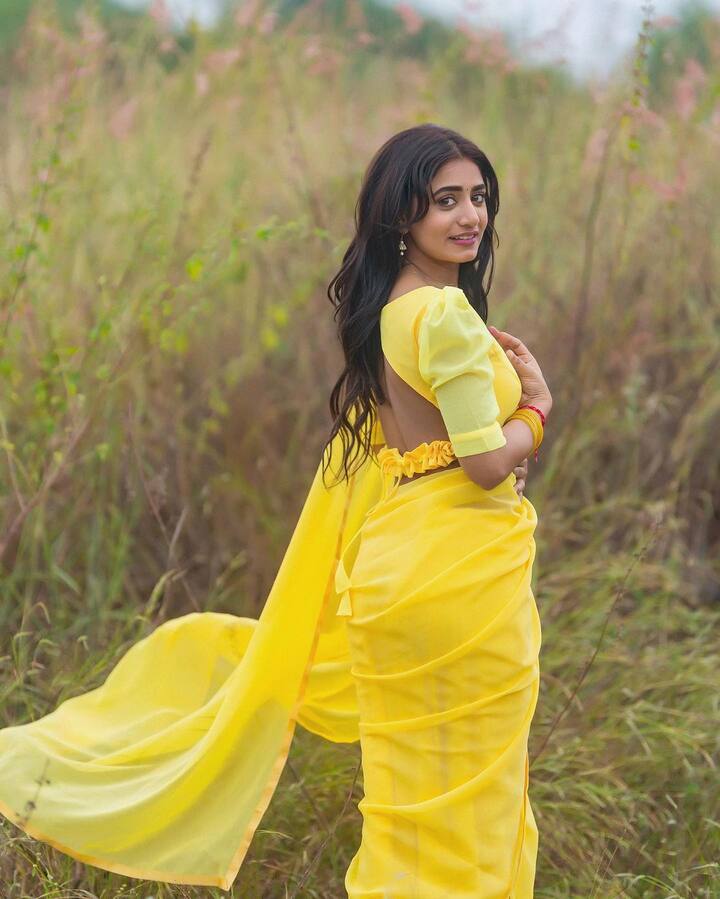 బిగ్​బాస్​ హౌజ్​లో ఉన్నది ఒక్క వారమే అయినా హౌజ్​మేట్స్ మనసులను గెలుచుకుంది.