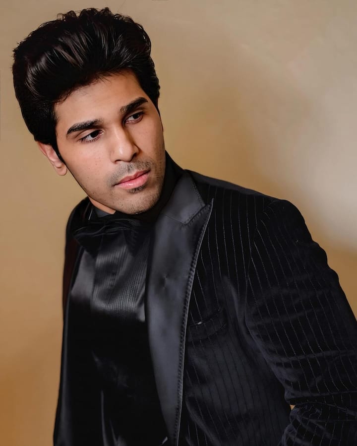అల్లు శిరీష్ హ్యాండ్సమ్ ఫోటోలు (Image Credit: Allu Sirish/Instagram)