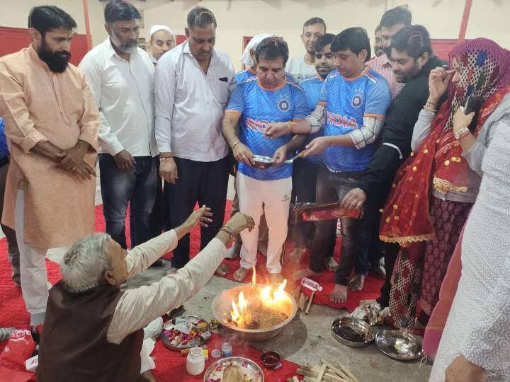 IND vs AUS Cricket World Cup 2023 Final Yagya in Gurugram Shitala Mamta Temple for India victory prayers continue since morning IND vs AUS Cricket World Cup 2023 Final:  इंडिया की जीत के लिए गुरुग्राम शीतला मामता मंदिर में यज्ञ, सुबह से प्रार्थनाओं का दौर जारी 