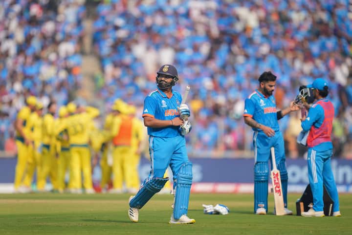 रोहित शर्माने छोटेखानी खेळीत मोठा विक्रम नावावर केलाय.वनडे क्रिकेटमध्ये कोणत्याही एका संघाविरुद्ध सर्वाधिक षटकार मारण्याचा विक्रम रोहित शर्माच्या नावावर झालाय.