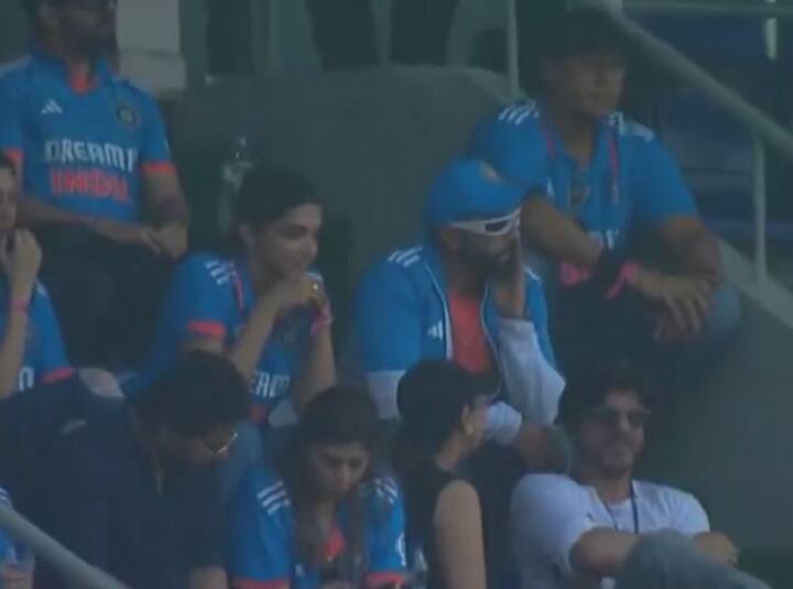 Shah Rukh Khan was also spotted sitting in the same enclave as Deepika Padukone and Ranveer Singh
