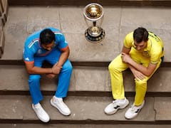 ప్రపంచ కప్‌తో రోహిత్, కమిన్స్ ఫొటోషూట్ - ఇది ఎవరికి దక్కేనో?