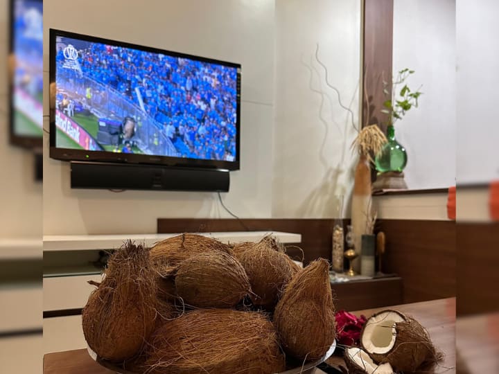 Cricket World Cup 2023 Viral Video Thane Man Ordered 51 Coconuts From Swiggy Before CWC Final Match India और Australia के मुकाबले से पहले शख्स ने Swiggy से ऑर्डर किए 51 नारियल, वायरल हुई PHOTO